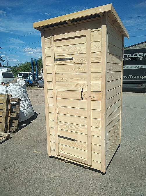 Дачный туалет. Деревянный туалет. Душ туалет из дерева. Туалет на дачу. Дачный душ. Вишневе - зображення 5