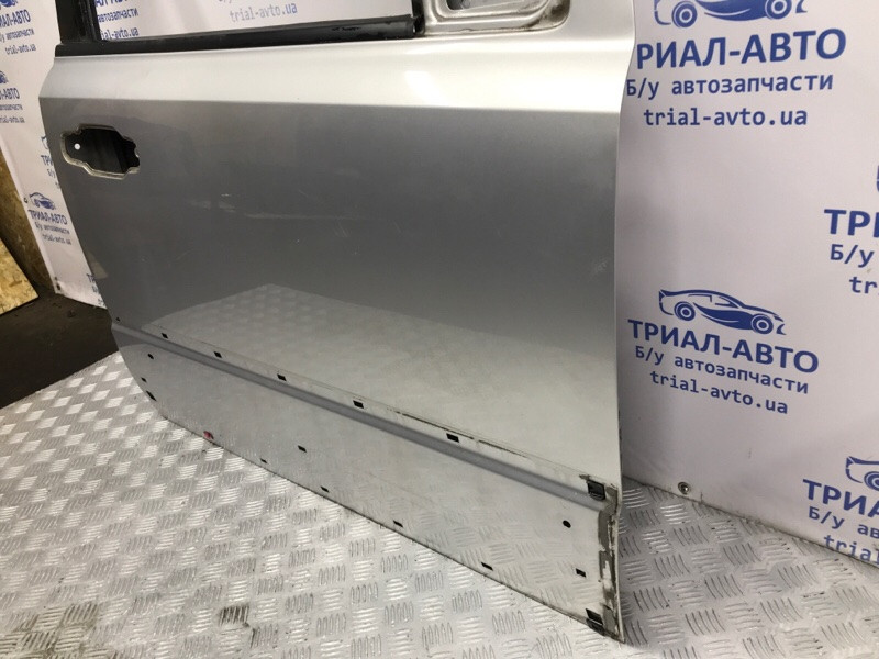 Дверь передняя правая Kia Sorento BL 2.5 DIESEL D4CB 2002 (б/у) Київ - зображення 4