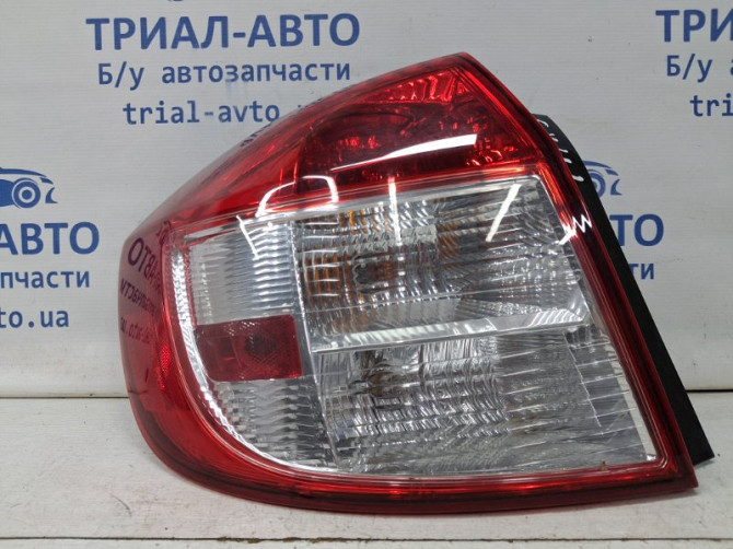 Фонарь задний внешний левый Suzuki SX4 1 2.0 БЕНЗИН J20A 2006 (б/у) Київ - зображення 1