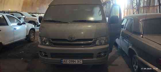 Продаж мікроавтобусу Toyota Hiace Кам'янське (Дніпродзержинськ)