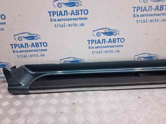 Накладка на подножку Mitsubishi Pajero Sport K9 2.5 DIESEL 4D56 1996 прав. (б/у) Київ