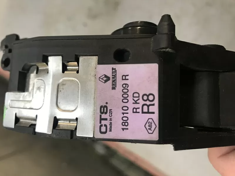Бу педаль газа Renault Megane 3, Fluence 180100009R Кропивницкий - изображение 1