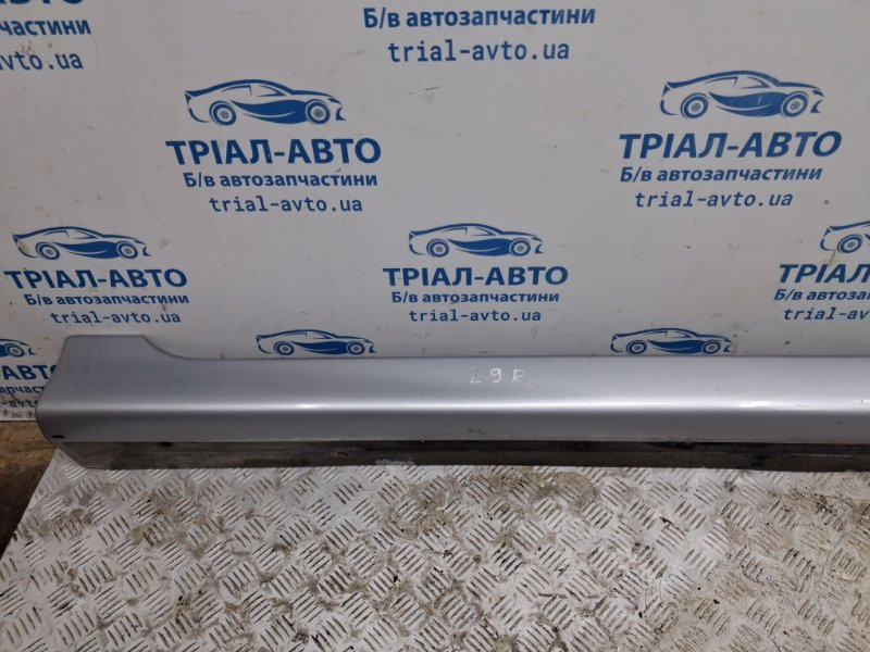 Накладка порога внешняя правая Mitsubishi Lancer 9 1.6 БЕНЗИН 4G18 2003 (б/у) Київ - зображення 2