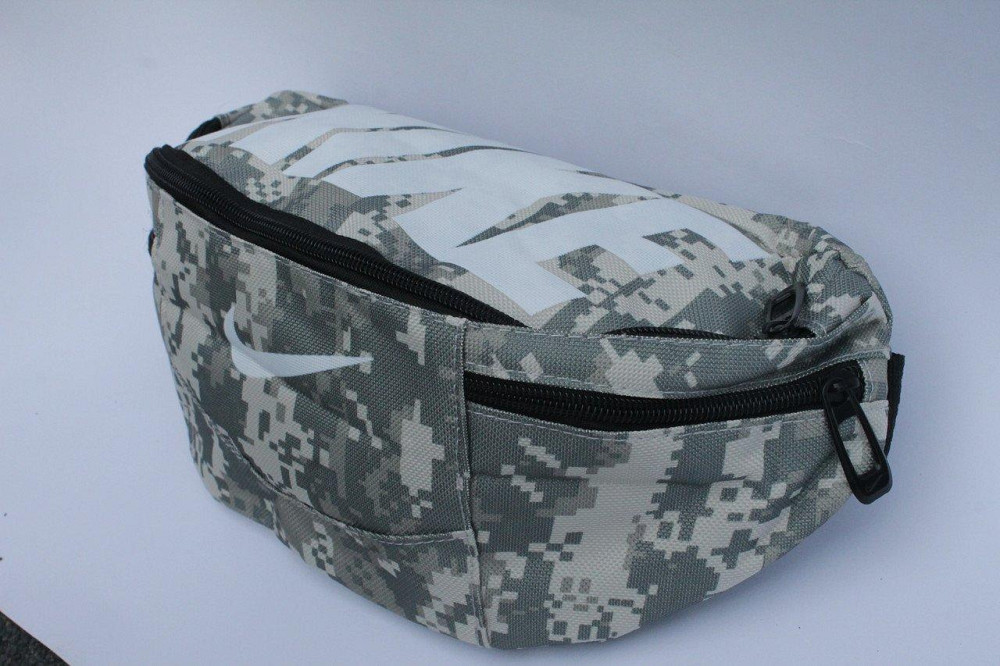 Поясная сумка Nike Team Training (камуфляж) сумка на пояс Київ - зображення 3