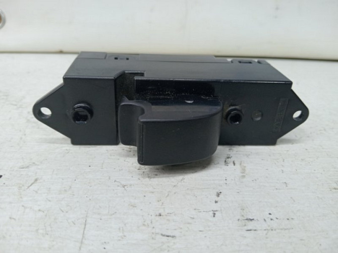 Кнопка стеклоподъемника Mitsubishi Lancer 9 1.6 БЕНЗИН 4G18 2003 (б/у) Київ - зображення 2