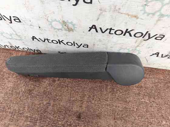 Подлокотник передний левый VW T5 2003-2015 Ковель