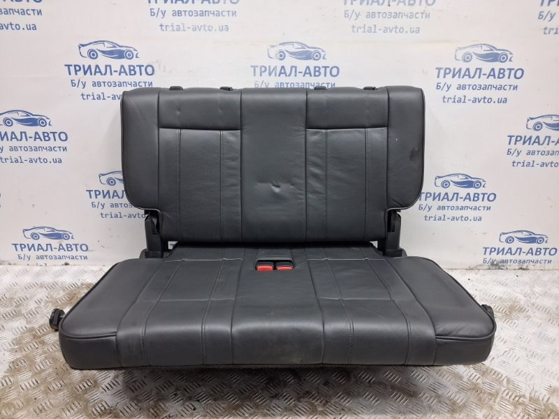 Сидения третий ряд Mitsubishi Pajero Wagon 3 3.2 ДИЗЕЛЬ 4M41 1999 (б/у) Киев - изображение 1