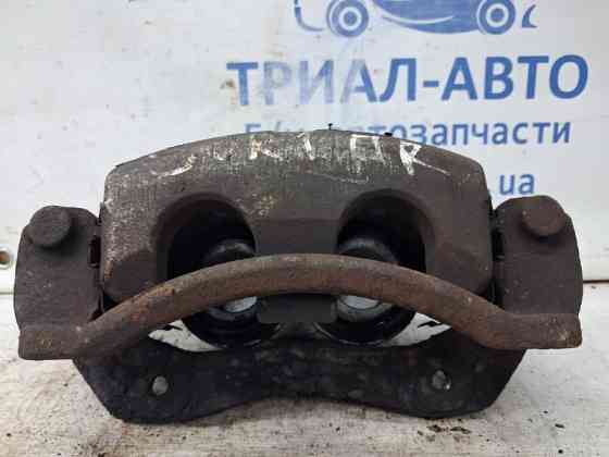 Суппорт передний правый Kia Sorento BL 2.5 DIESEL D4CB 2002 (б/у) Київ