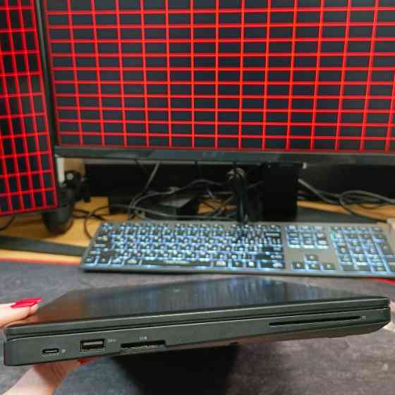 Ноутбук Dell Latitude i5 IPS FullHD DDR4 RAM 8/256gb SSD M.2 Київ