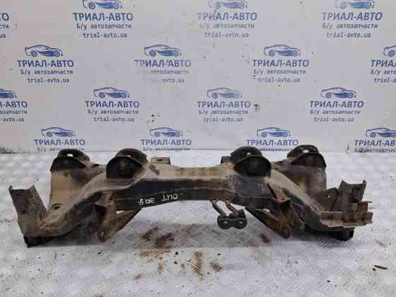 Балка задней подвески Mitsubishi Outlander CU 2.4 БЕНЗИН 4G69 2003 (б/у) Київ