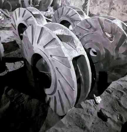 Сталеві та чавунні деталі методом лиття лгм і хтс Каменское (Днепродзержинск)