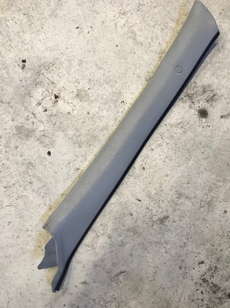 Бу накладка левой передней стойки Renault Laguna 1, 7700820728 . Кропивницкий - изображение 1