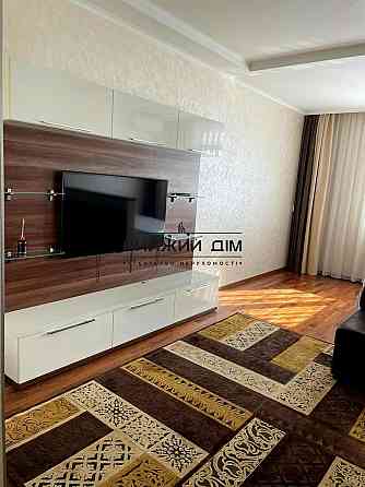 Э генератор. Оренда 1-ї квартири. Севастопільська площа. код: 11204097 Киев