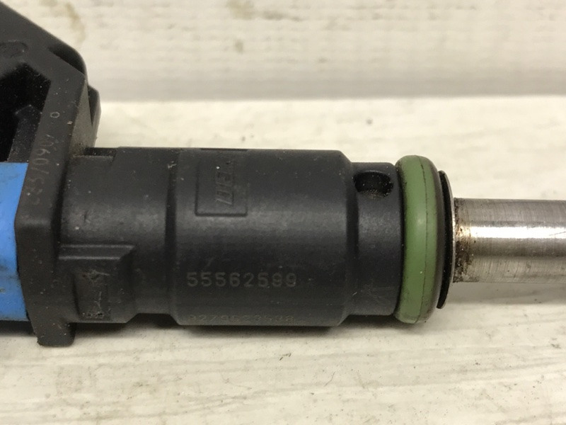 Форсунка топливная Chevrolet Cruze J300 1.6 F16D4 2009 (б/у) Київ - зображення 3