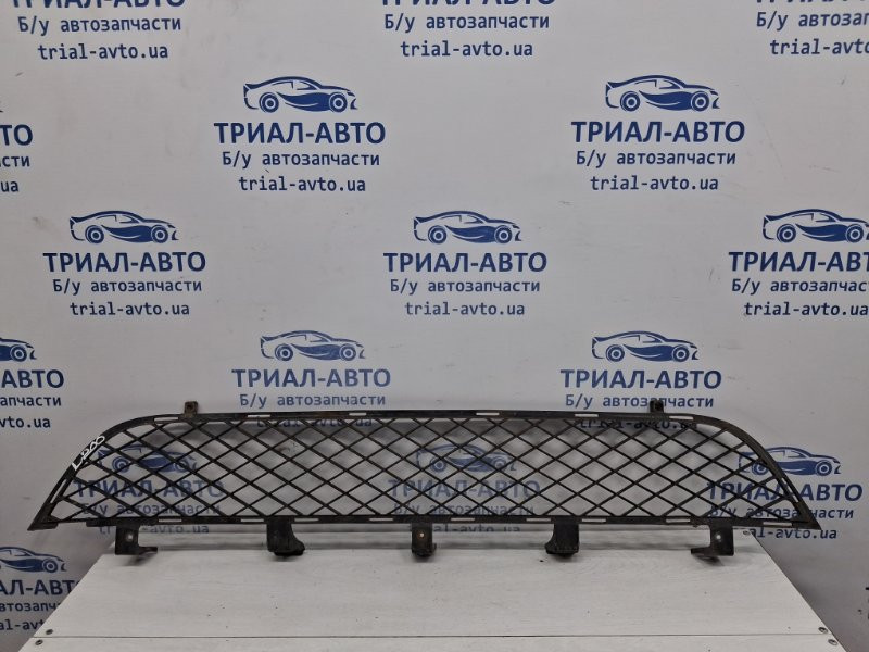 Решетка бампера центральная Mitsubishi L200 KB 2.5 DIESEL 4D56 2006 (б/у) Київ - зображення 4