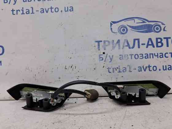 Кнопки руля SsangYong Rexton Y250 2.7 D27DT 2006 (б/у) Киев