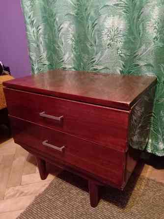 Тумбочка маленькая. СССР Львів