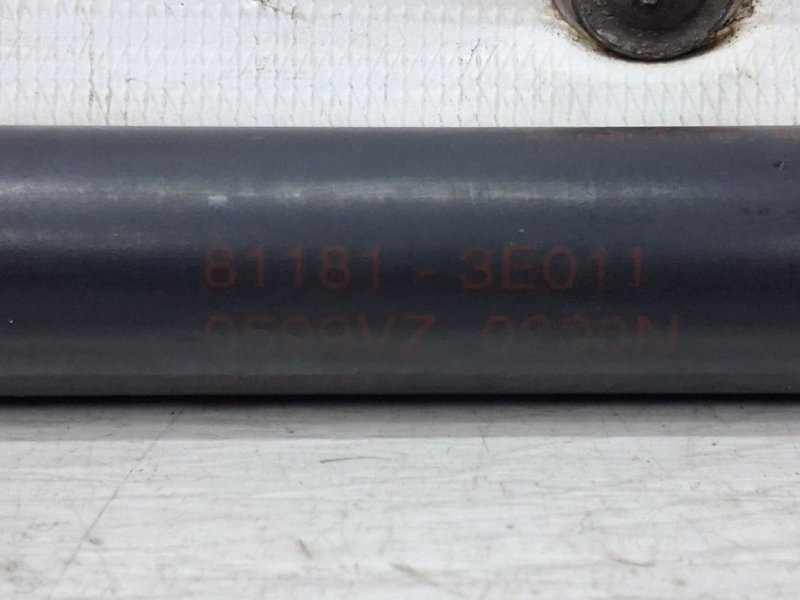 Амортизатор капота Kia Sorento 2002-2011 811813E011 (Арт. 69408) Київ - зображення 4