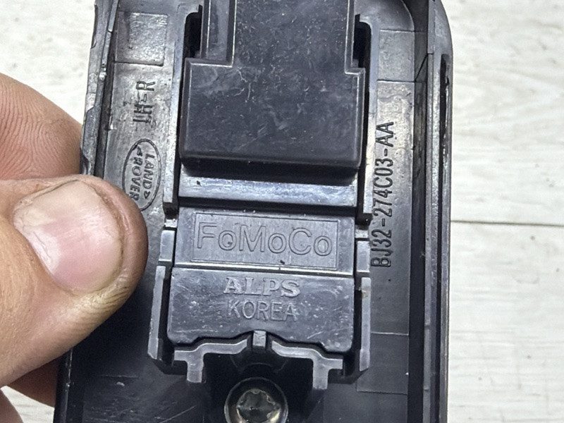 Кнопка стеклоподъемника  Land Rover Range Rover Evoque 2011-2018 LR025907 (Арт. 83252) Киев - изображение 5