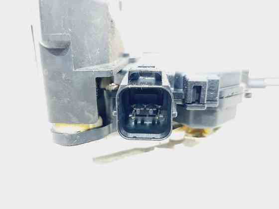 Замок двери задний правый Mitsubishi L200 KB 2.5 ДИЗЕЛЬ 4D56U 2006 (б/у) Киев