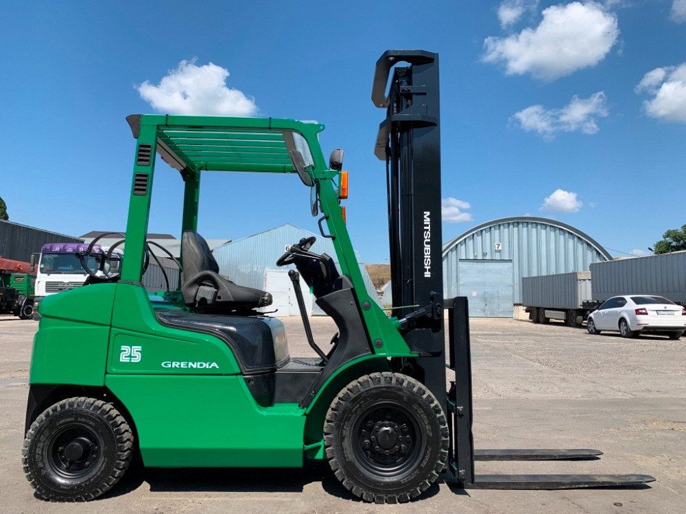 Газ-бензиновий вилочний автонавантажувач Mitsubishi з двома додатковими секціями гідравліки Одеса - зображення 2