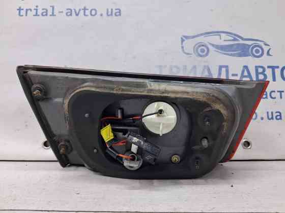 Фонарь задний внутренний правый Hyundai Sonata NF 2.4 БЕНЗИН G4KC 2004 (б/у) Киев