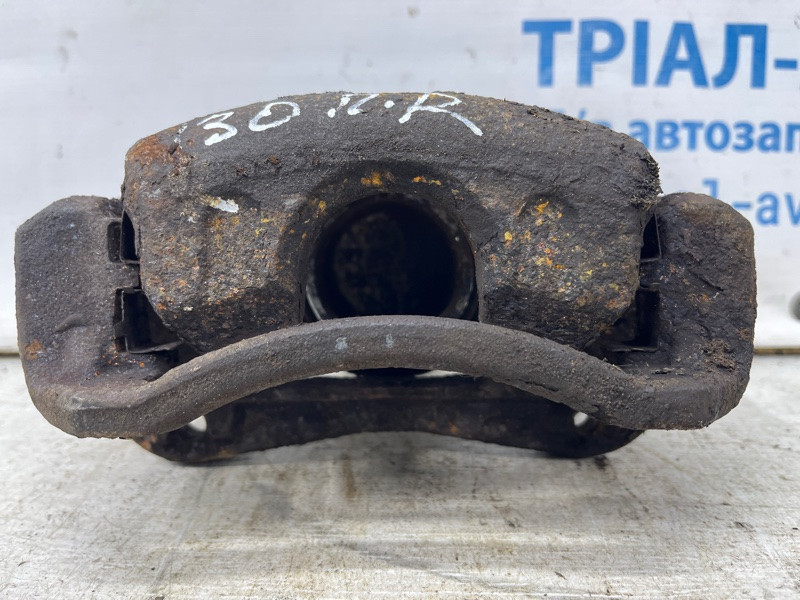 Суппорт передний правый Hyundai I30 GD 1.6 DIESEL D4FB 2011 (б/у) Київ - зображення 2