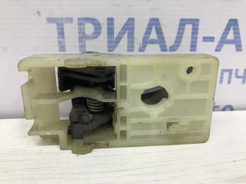 Ручка дверей внутрішня права Hyundai Tucson JM 2.0 DIESEL D4EA 2004 (б/у) Київ - зображення 3