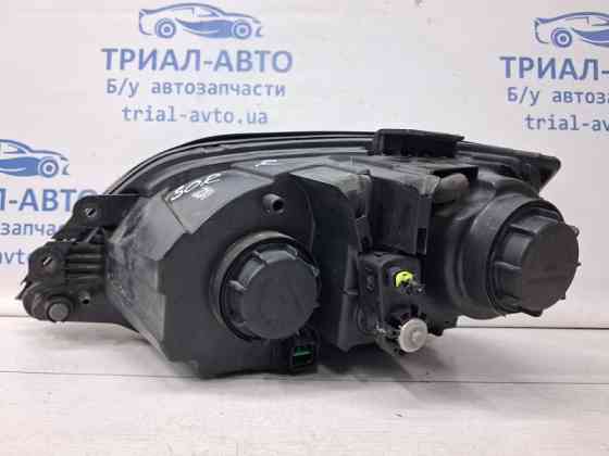 Фара правая галоген Kia Sorento 2002-2011 921023E510 (Арт. 66902) Киев