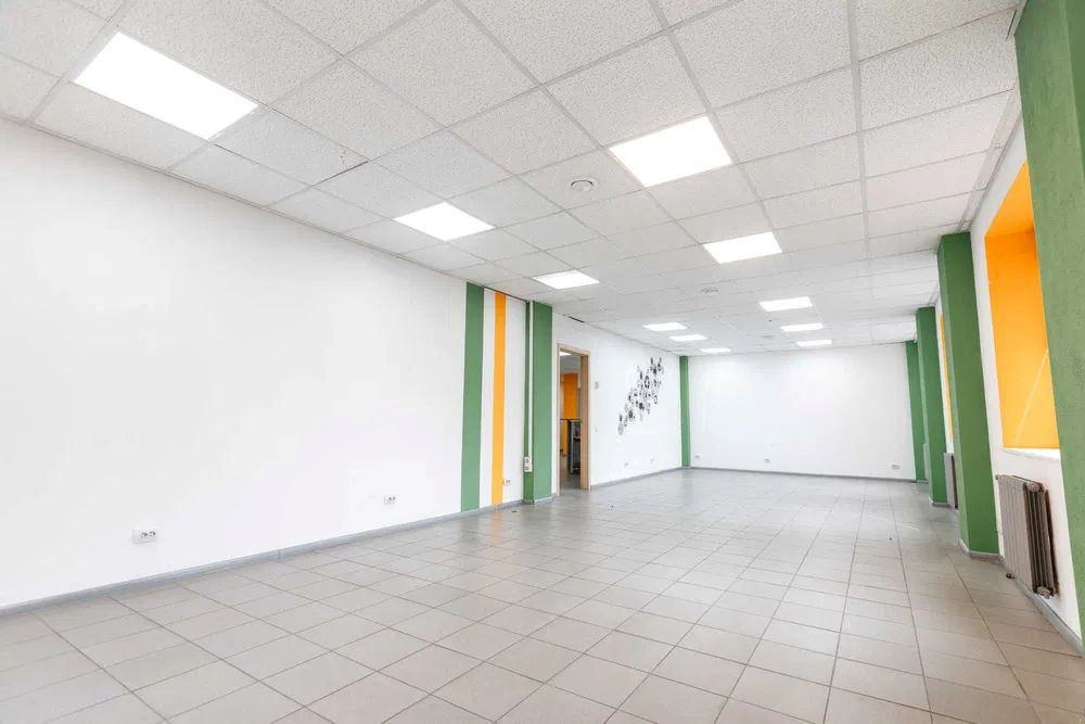 Продам. Торгово-офісна будівля 5718 м.кв. 37 соток. Центр. вул. Святослава Хороброго Днепр - изображение 11