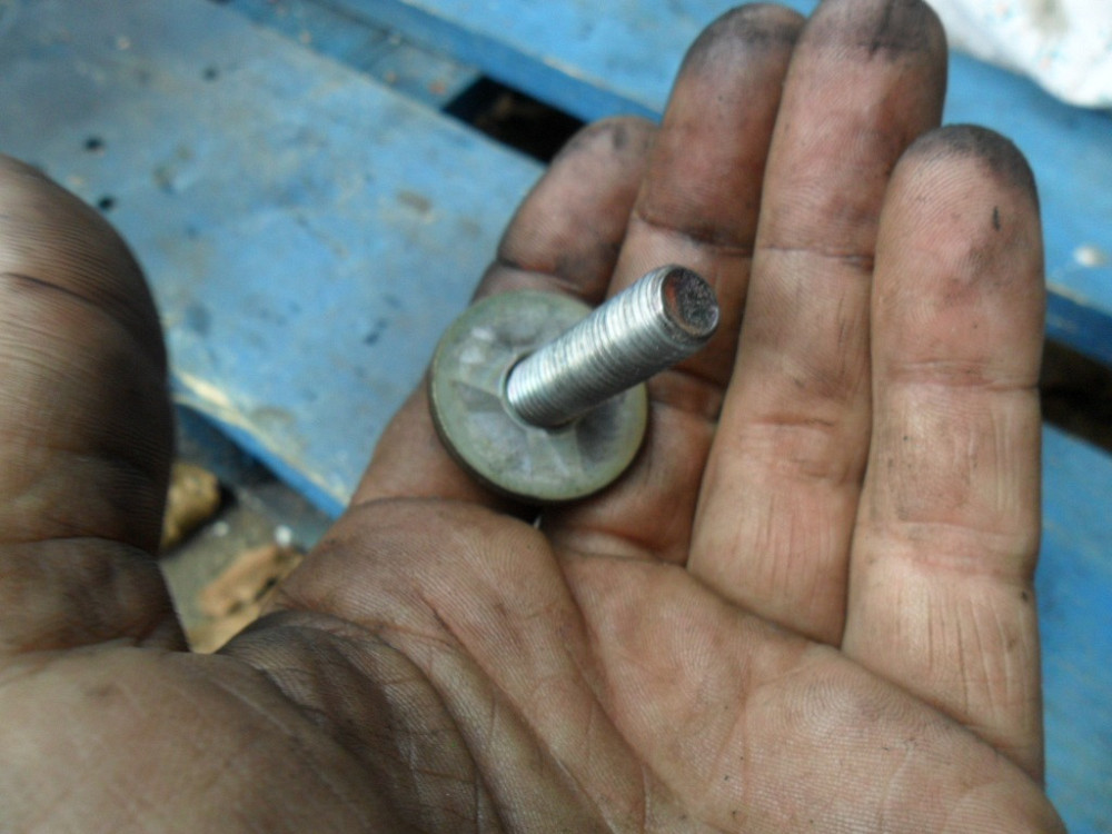 Mazda 997841035, Болт розподвала Мазда 323 1.5, 16V, Z5, оригінал Вінниця - зображення 6