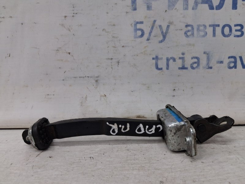 Ограничитель двери передний правый Chevrolet Captiva C140 2.2 DIESEL Z22D1 2006 (б/у) Киев - изображение 1