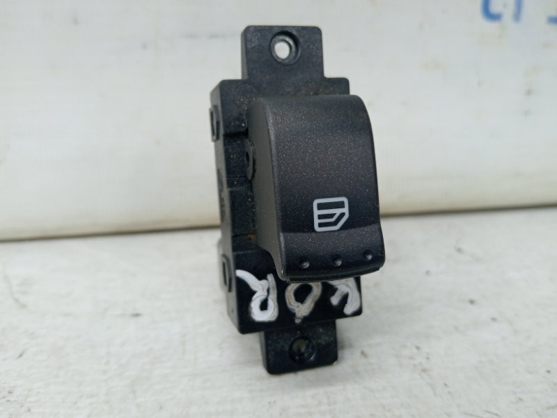 Кнопка стеклоподъемника SsangYong Korando 2010-2019 8582034000HDV (Арт. 61354) Київ - зображення 1