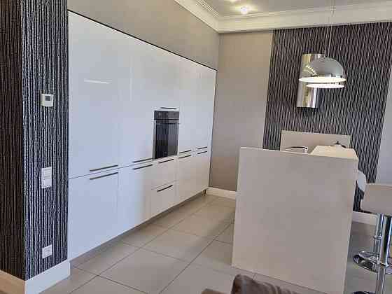 Сдам 2-кім VIP-квартиру, хайтек, дизайнерський, - 32000грн Киев
