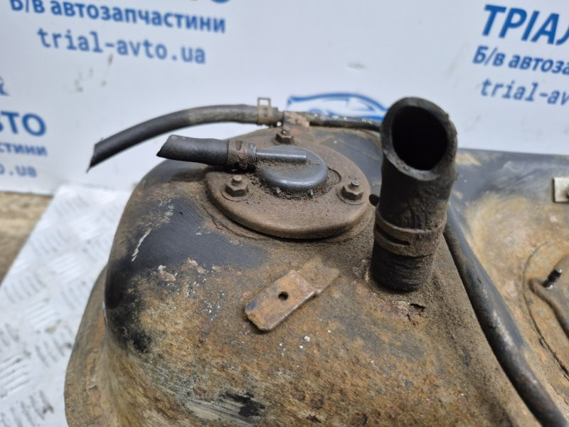 Бак топливный металлический Mitsubishi Pajero Wagon 3 3.2 ДИЗЕЛЬ 4M41 1999 (б/у) Киев - изображение 4