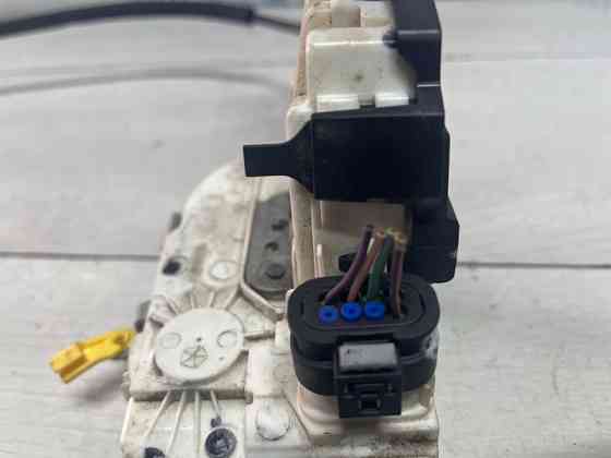 Замок двери передний левый Jeep Cherokee 2013-2019 68211097AB (Арт. 73980) Київ