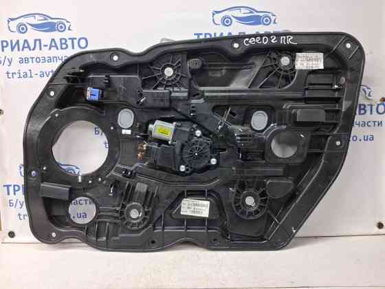 Стеклоподъемник передний правый Kia Ceed JD 1.6 DIESEL D4FB 2012 (б/у) Киев