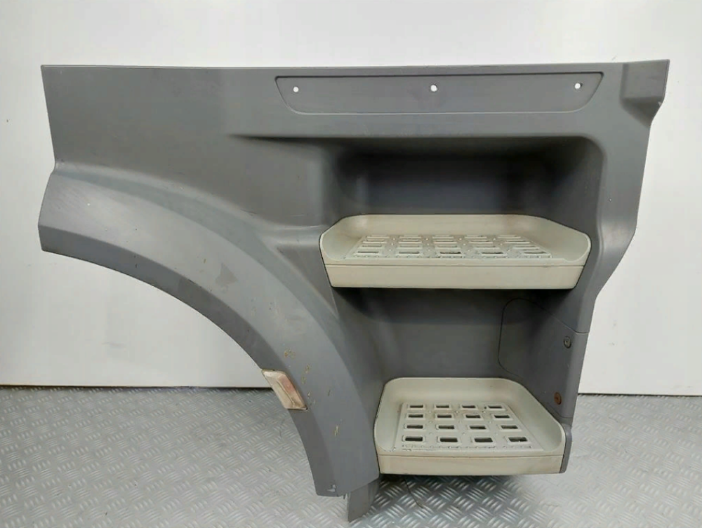 1843469, 1945944 Крыло верхнее с подножкой правое DAF XF 106 Euro 6 1945946 Львов - изображение 1