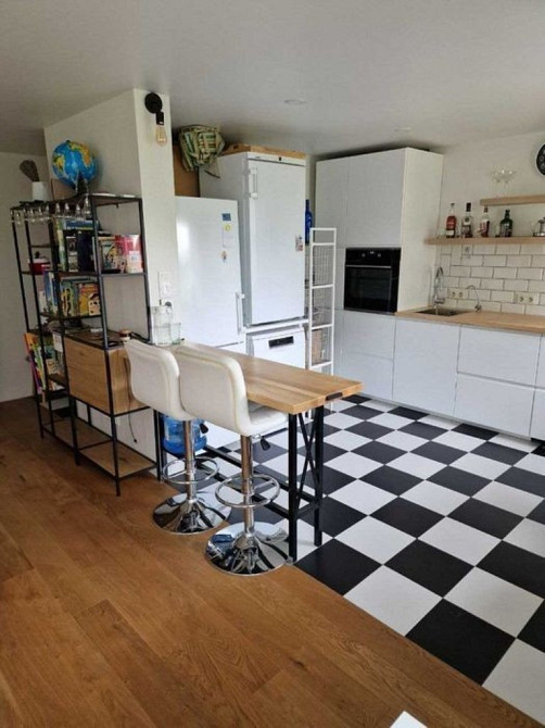 Продам. 2-к.кв. 4/10, ж/м Левобережный-3, пр.Мира Днепр - изображение 1