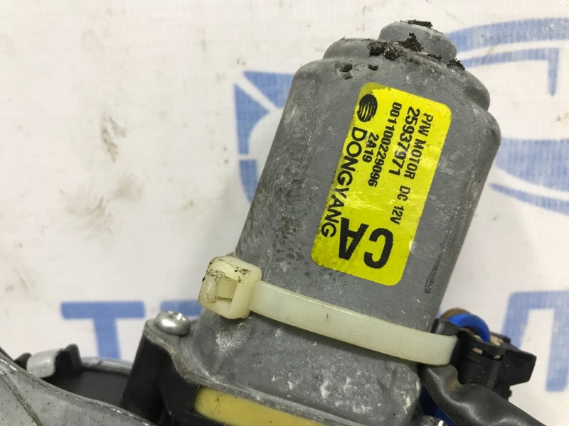 Стеклоподъемник задний левый Chevrolet Captiva C140 2.2 ДИЗЕЛЬ 2006 (б/у) Київ - зображення 4