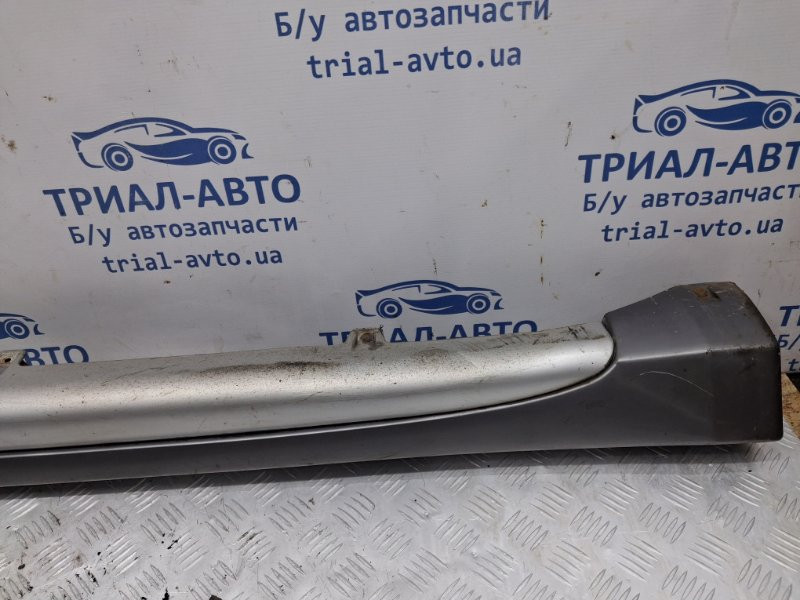 Накладка порога внешняя левая Mitsubishi Outlander CU 2.4 БЕНЗИН 4G69 2003 (б/у) Київ - зображення 4