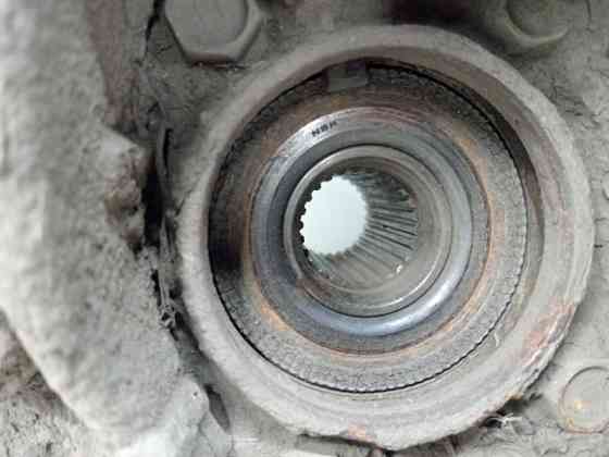 Цапфа задняя левая со ступицей Toyota RAV 4 A30 2.0 БЕНЗИН 1AZFE 2005 (б/у) Киев