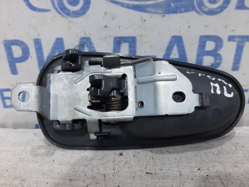 Ручка двери внутренняя левая Mitsubishi Pajero Sport K9 2.5 DIESEL 4D56 1996 (б/у) Киев - изображение 3