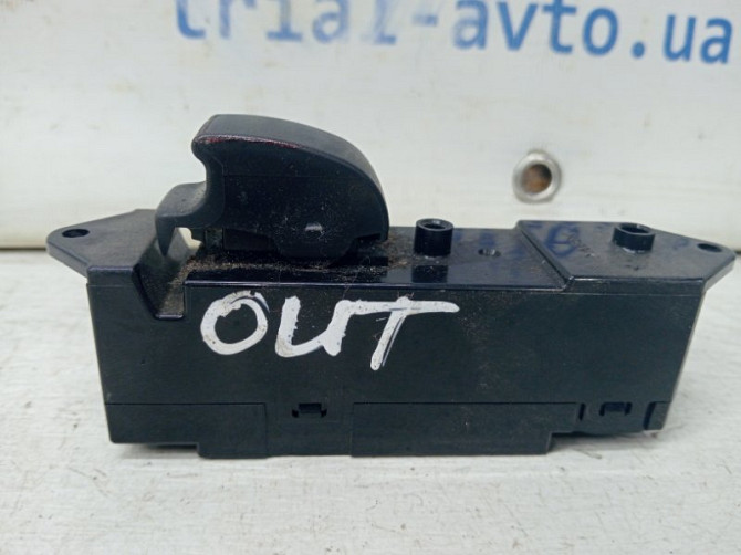 Кнопка стеклоподъемника Mitsubishi Outlander 2003-2006 MR502239 (Арт. 61320) Киев - изображение 1