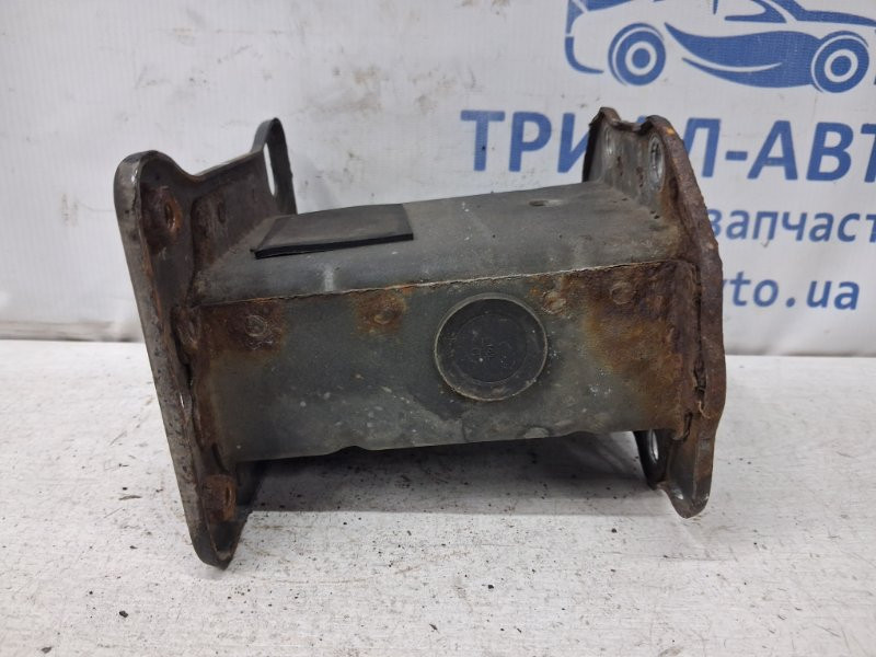 Кронштейн бампера передний правый Hyundai I30 2007-2012 647201H010 (Арт. 78204) Київ - зображення 4