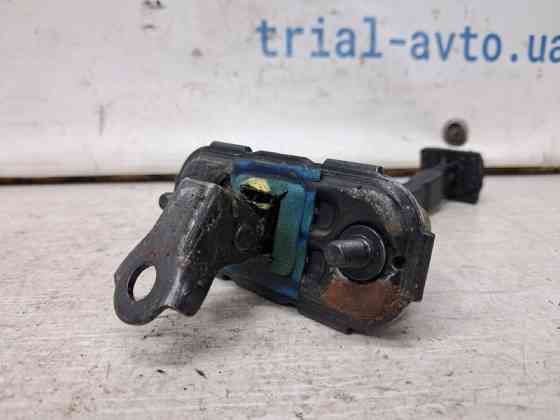 Ограничитель двери передний левый Hyundai Santa fe 2012-2019 793802W010 (Арт. 69901) Киев