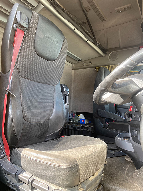 1879532 Сиденье водителя пневматическое DAF XF 106 Euro 6 1979000 Львов - изображение 1