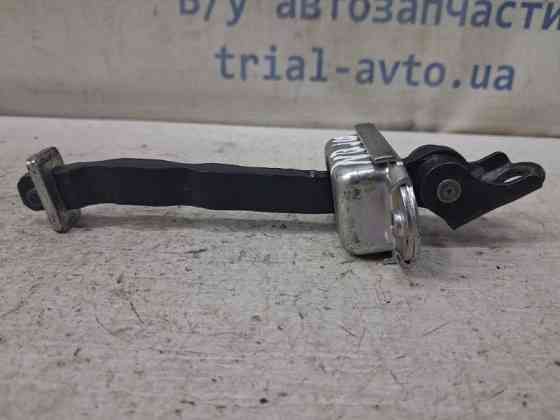 Ограничитель двери передний левый Nissan Qashqai 2006-2013 80430JD000 (Арт. 82833) Киев