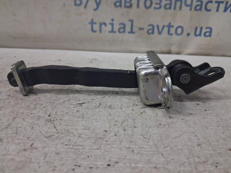 Ограничитель двери передний левый Nissan Qashqai 2006-2013 80430JD000 (Арт. 82833) Киев - изображение 2