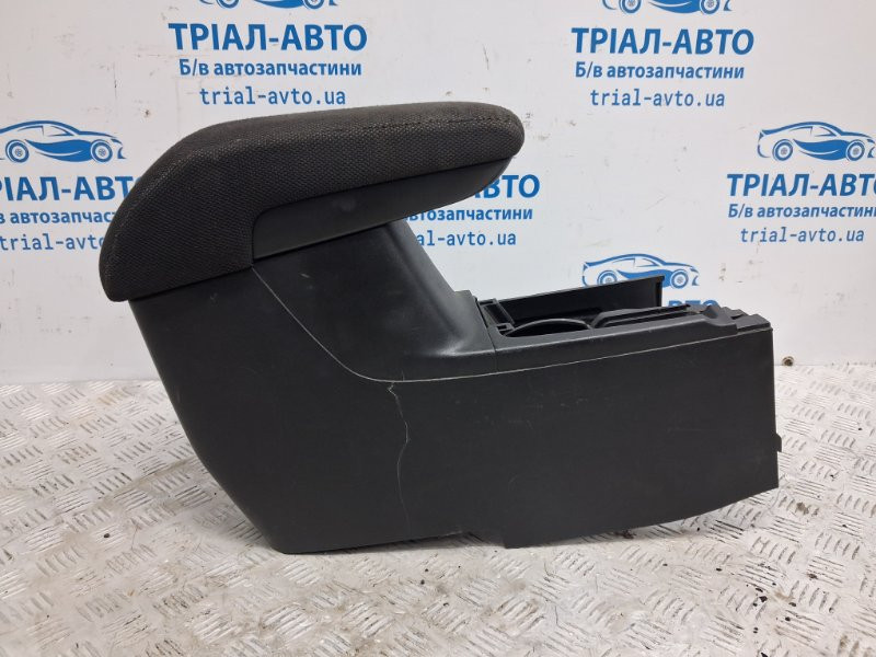 Подлокотник Mitsubishi Outlander CU 2.4 БЕНЗИН 4G69 2003 (б/у) Київ - зображення 1